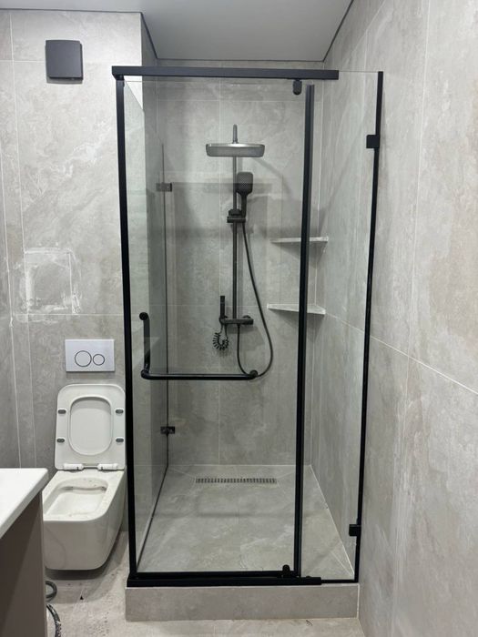 Душ кабины и лофт перегородки