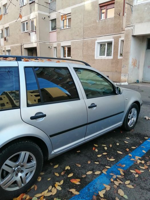 Vand Golf 4, 1.6 16V Benzina, 2003, singurul proprietar pe tara.