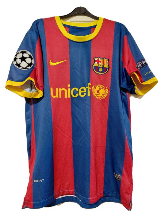 Nike Barcelona #10 Messi ユニフォーム M未使用タグ付 Барселона 10 Messi футболна тениска размер M Barcelona Nike гр