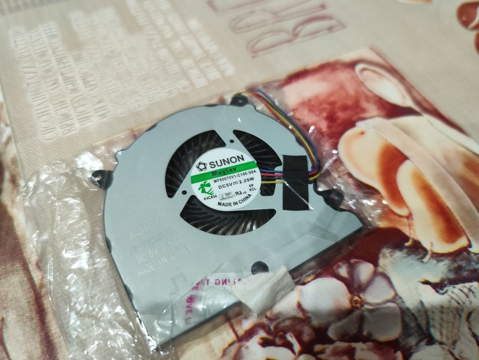 Продам кулер ноутбука MagLev MF60070V1