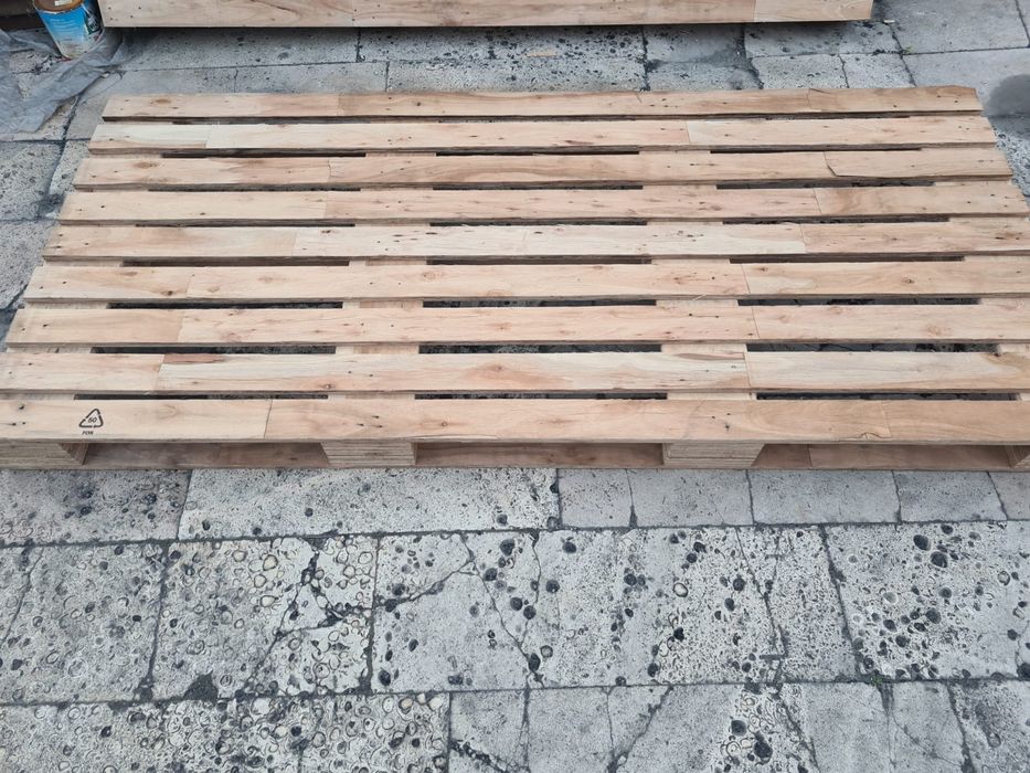 Продам палеты Новые