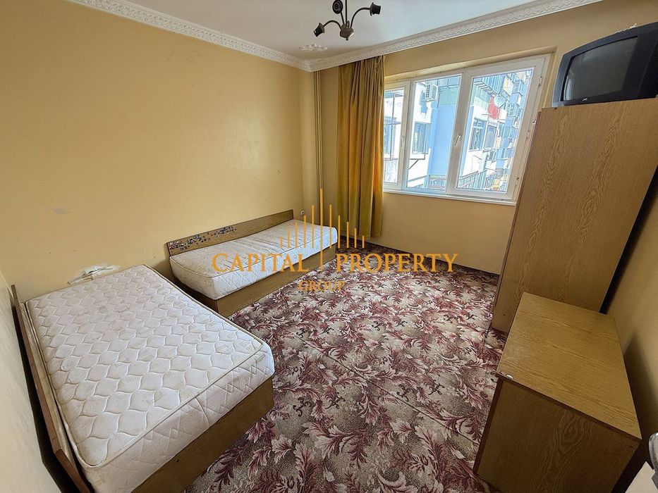 Продава се Двустаен апартамент в Варна, Лятно кино Тракия - 71 кв.м за 2043 €/кв.м - Снимка #1