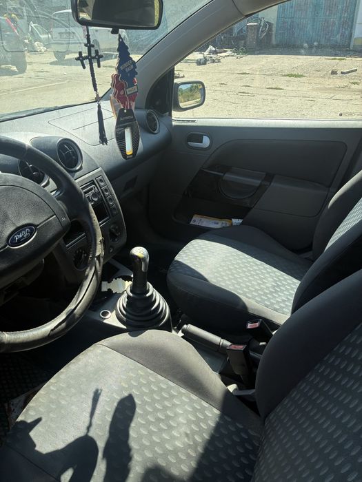 Ford Fiesta 5 -dezmembrez