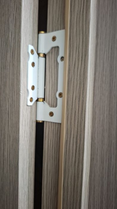 Продам межкомнатные двери