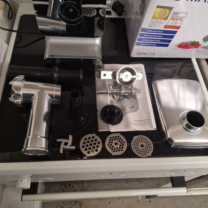 Месомелачка Bomann 1200W - нова неизползвана