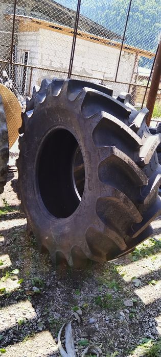 Anvelope BKT 600/70 R 30