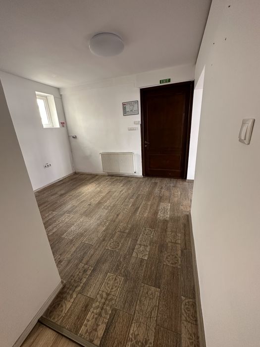 Spațiu Comercial la parter(cu curte) în Turnișor,str Alba Iulia nr 55