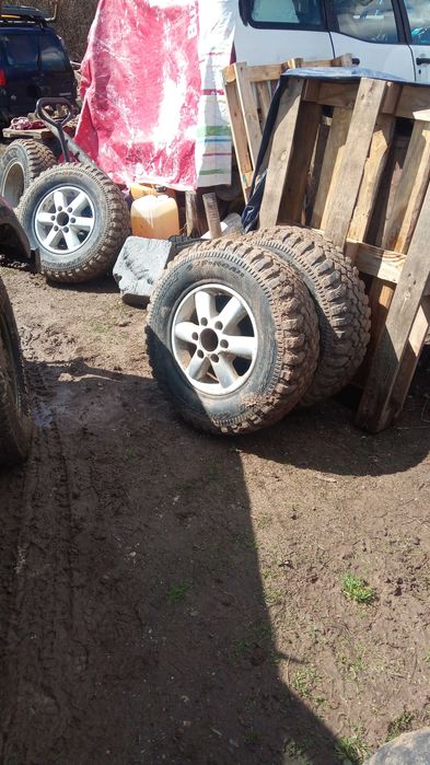 Нисан Терано на части