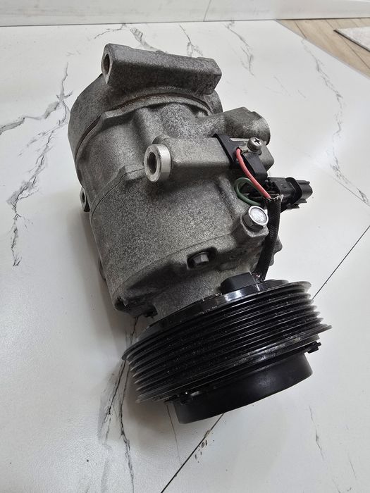 Продам компрессор кондер на Туксон 2020