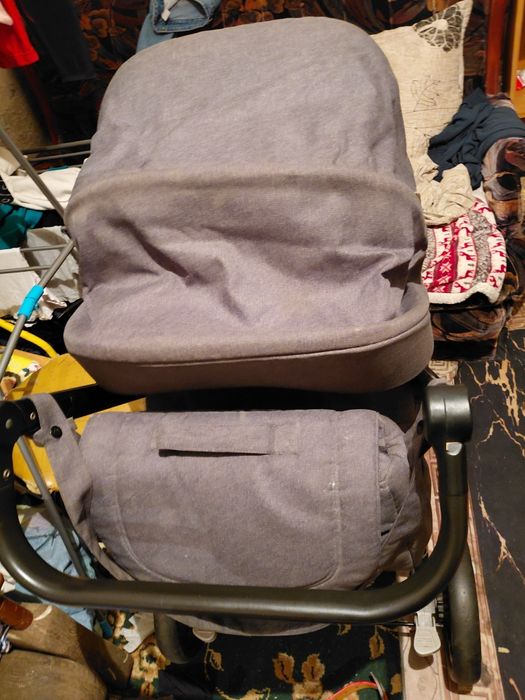 Продам детскую коляску