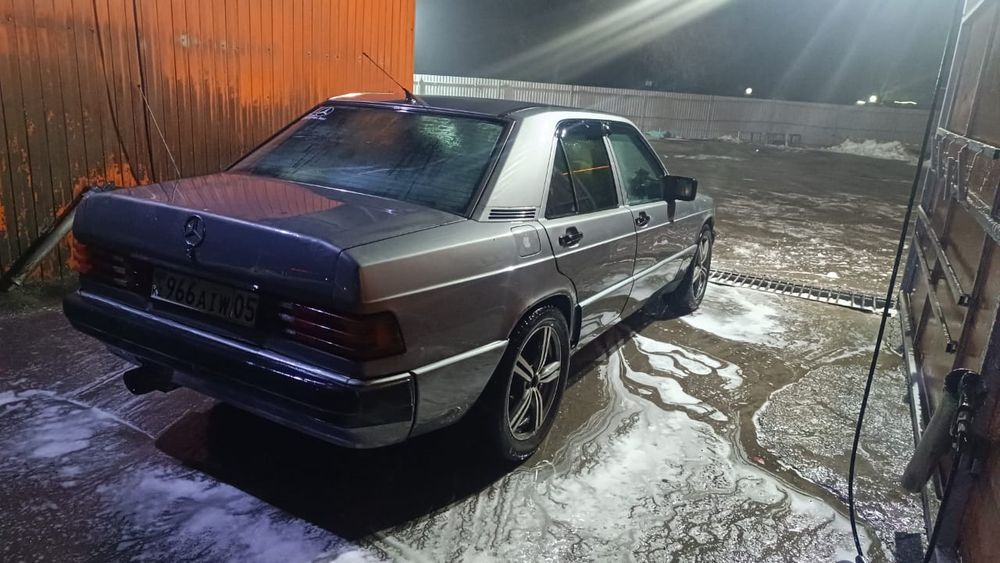 Продам мерседес 190