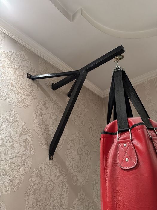 Продается профессиональный боксерский мешок Ringside.