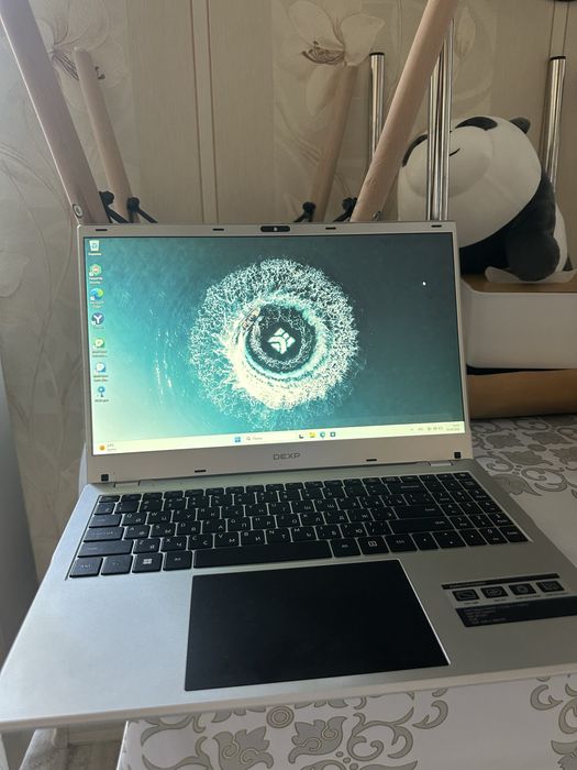 Ноутбук DEXP Aquilon C15-ICW300
