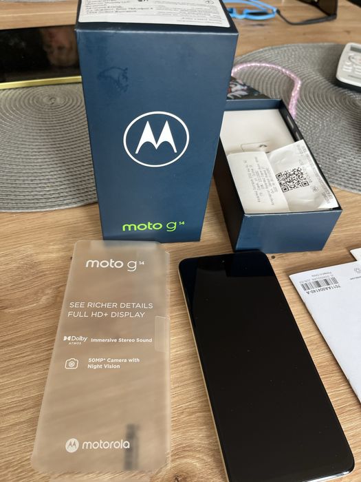 Mitorola G14 мобилен телефон