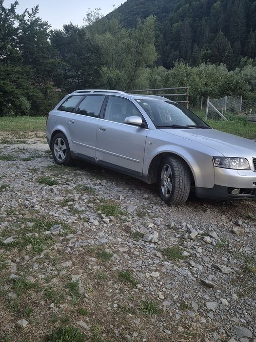 Audi   A4.     4×4