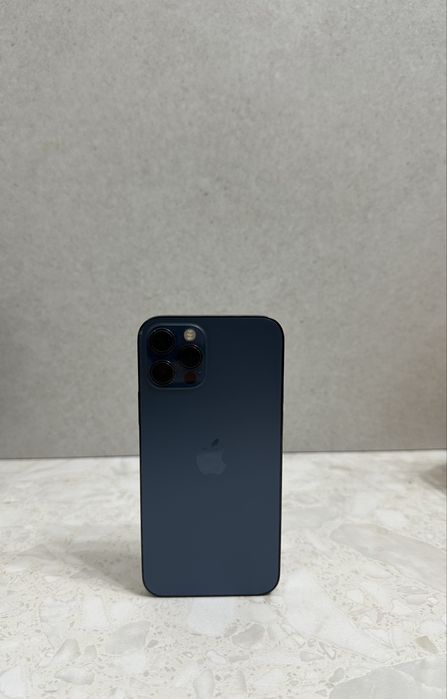 Срочно продаю Iphone 12 Pro 256 GB