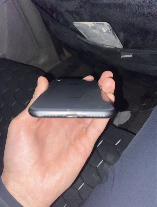 Айфон 8 64гб память