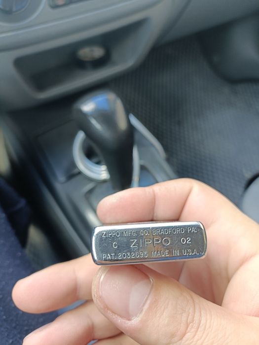 Zippo оригинал 2002