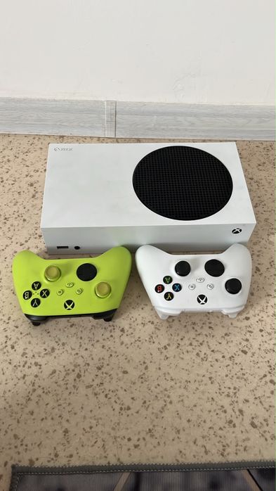 Xbox series S продам