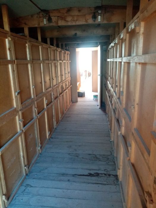 Асал ари павалиони сотилади