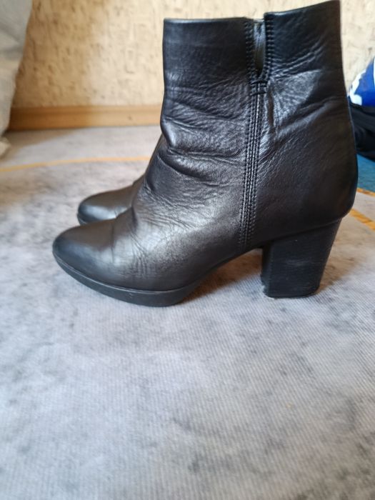 Продам сапожки весна-осень