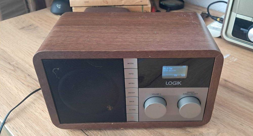 Radio Logik Internet / FM / DAB +