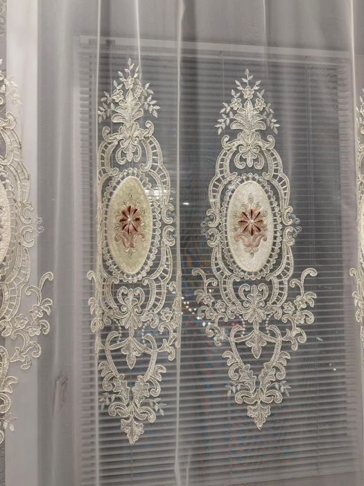 Красивый штор и тюль