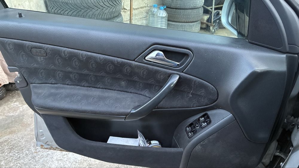 Mercedes c180 на части
