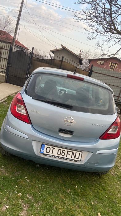 Vând Opel corsa  urgent