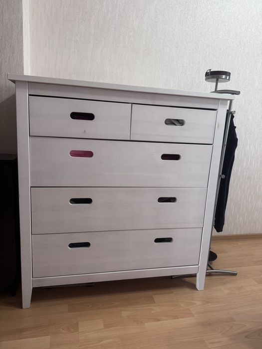 продам комод деревянный