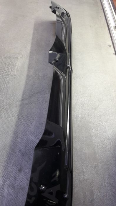 Козырек лобового стекла