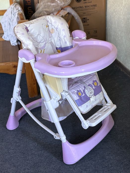 Детский стульчик для кормления