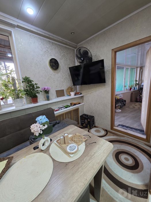 Продаётся 5/1/5 Юнусабад 9 квл, 113 м2 ,парковка + огород+ подвал