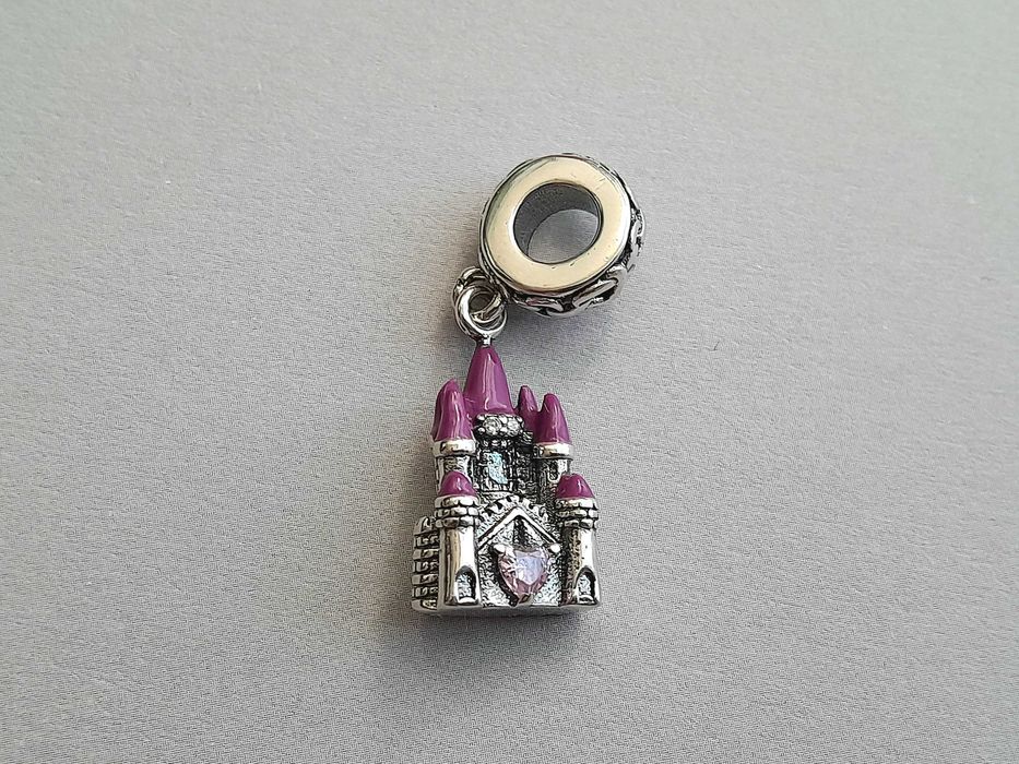 Charm castel fermecat - argint si zirconiu cubic