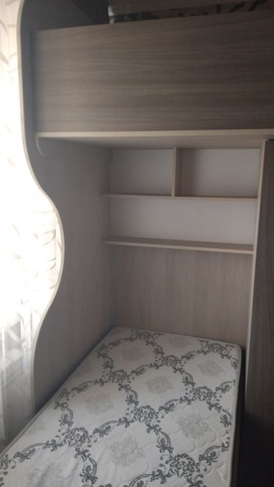 Продам детскую , кровать двухярусная