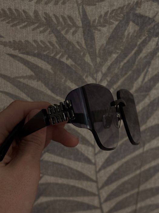 Очки под бренд Miu miu