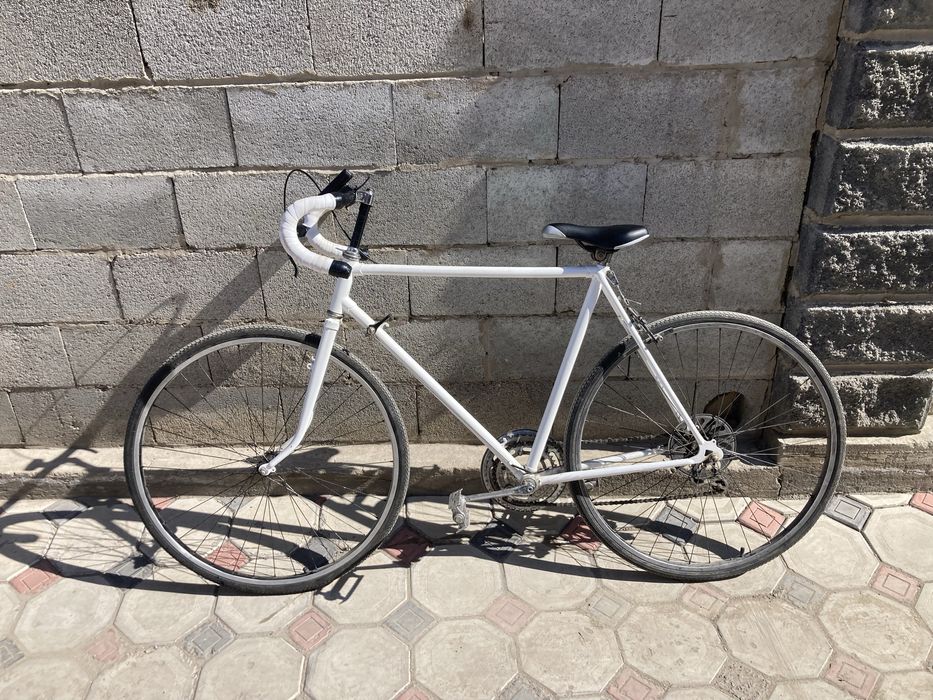 Велик шоссейный  в хорошем состоний