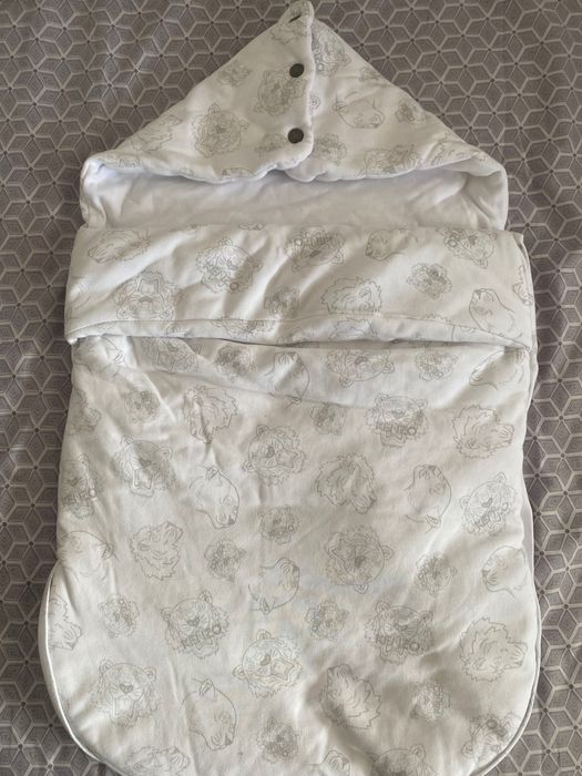 Sac căruț Kenzo nou