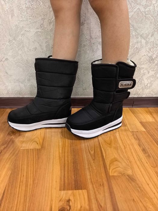 Продам обувь новую для детей