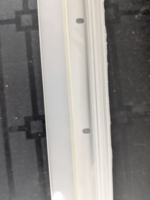 Suport din aluminiu pentru plintă MDF + bandă led