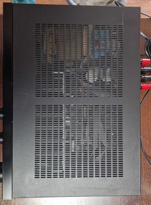 Pioneer SX 777 functional,stare buna estetic 8,5/10, fara interventii, din colectia personala Nu ma ocup cu cumparari si revanzari.