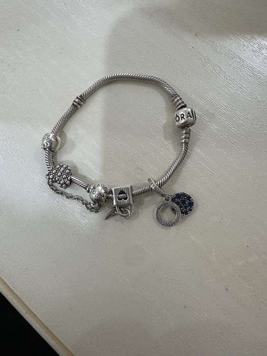 Продам браслет Pandora