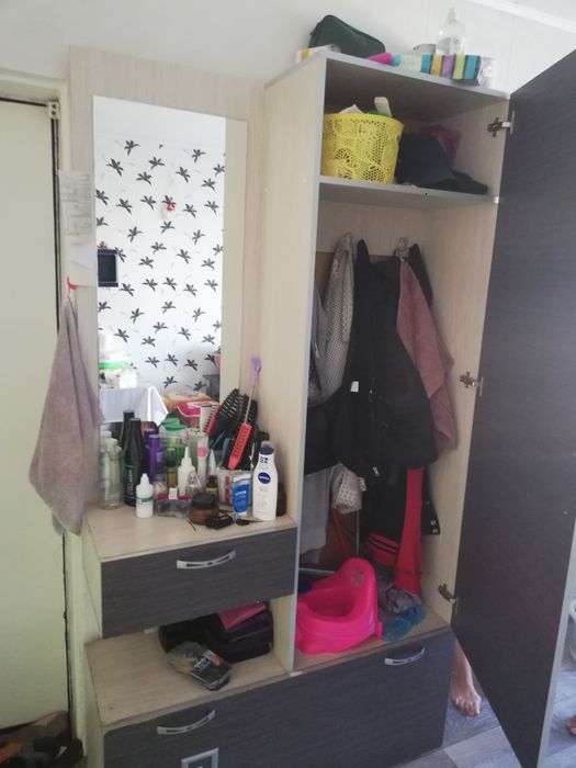 Продам прихожую мебель!