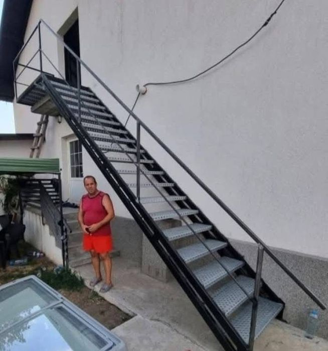 Scari metalice galvanizate la orice dimensiune