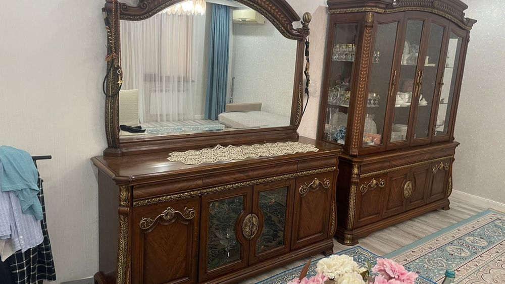 Сервант для гостинной