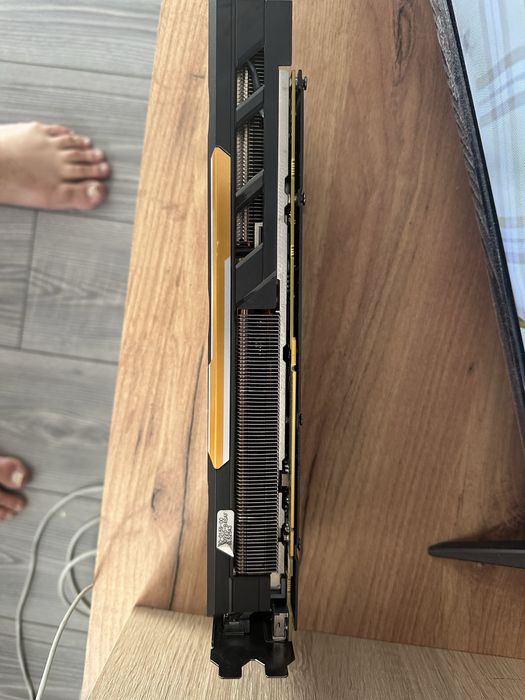 Placa video, AMD R9 390 8gb sau schimb