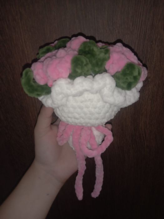 Aranjamente florale croșetate