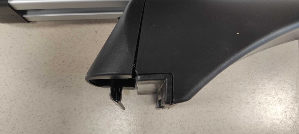 Напречни греди за интегриран рейлинг 120 см.