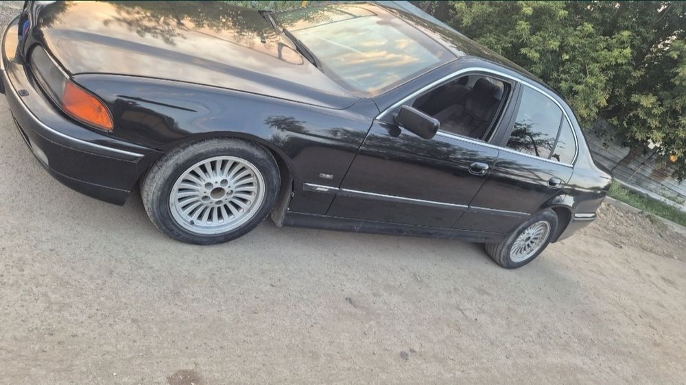 БМВ е39 2,5 автомат