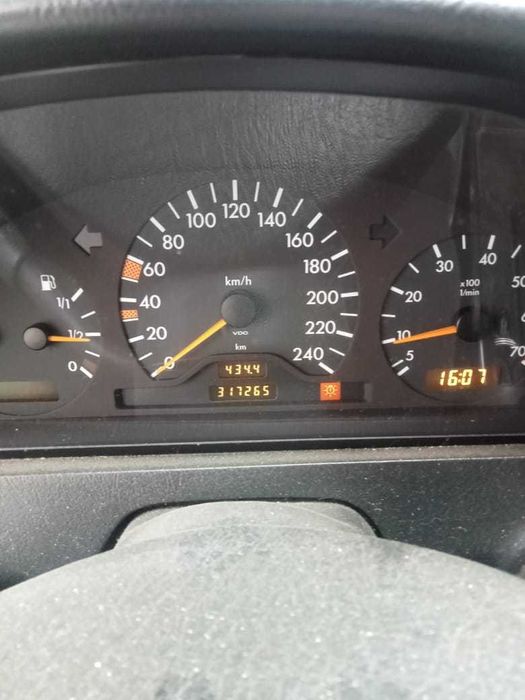 Mercedes Benz C180 W202
